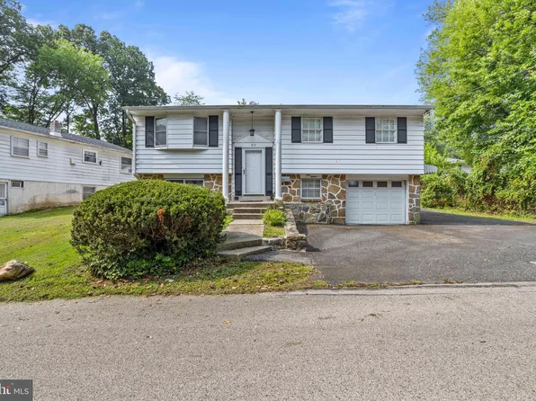 915 Ash Rd, Wallingford, PA 19086