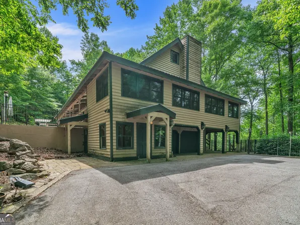 562 Wildhog Creek Cir E, Suches, GA 30572