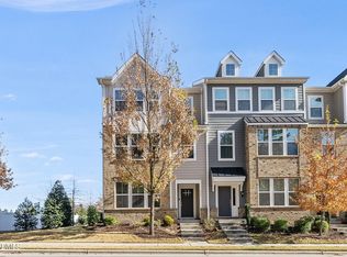 935 Parkstone Towne Blvd, Knightdale, NC 27545