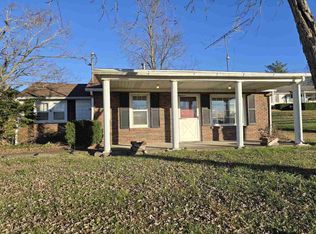 550 Old Broughton Rd, Eldorado, IL 62930