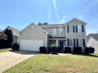 9413 Thatcher Hall Ct, Charlotte, NC 28277