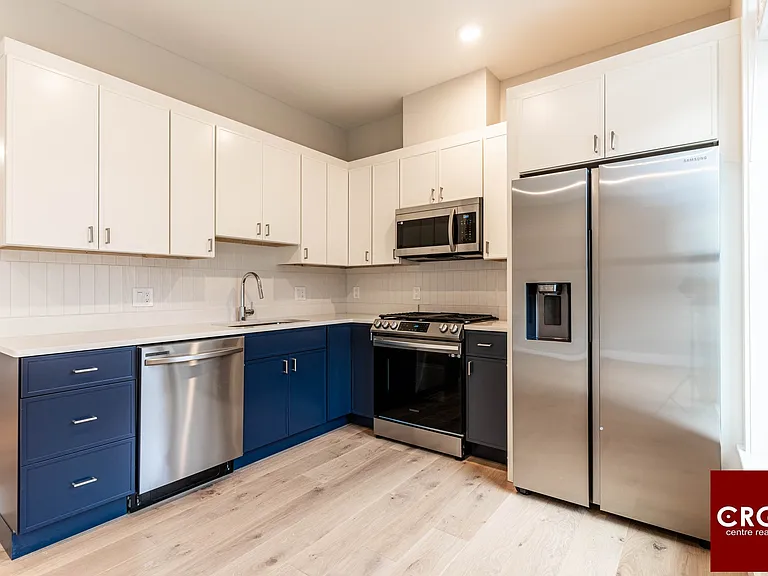 156 Everett St #301A — Photo 2