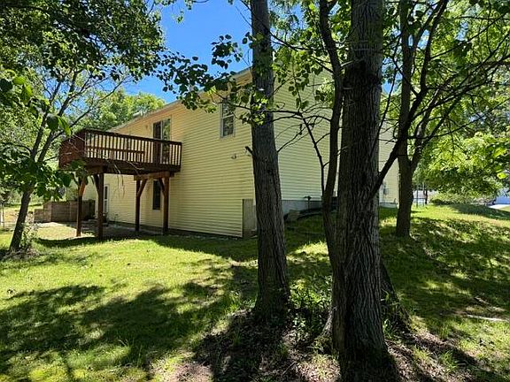 3rd image of 1021 Orchard Ave