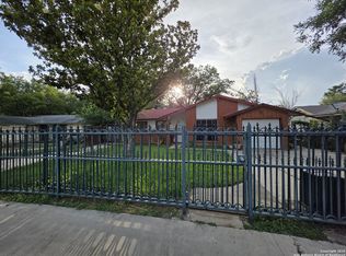 2103 Chesterhill, San Antonio, TX 78228