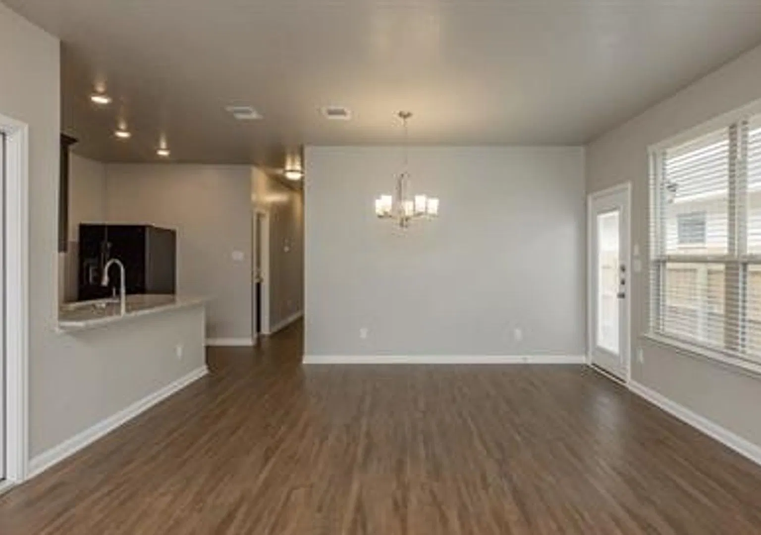 1523 Case Rd — Photo 4