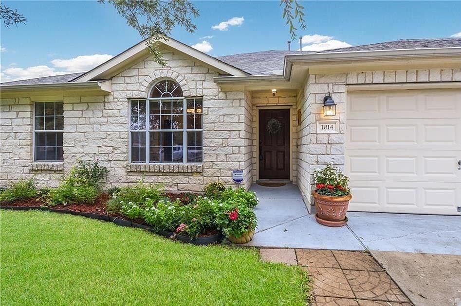 1st image of 1014 Downridge Dr