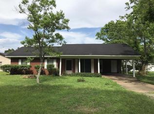 280 Old Airport Rd, Pontotoc, MS 38863