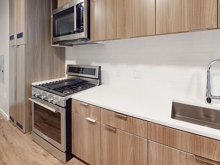 Residences at Lake Merritt — Photo 44