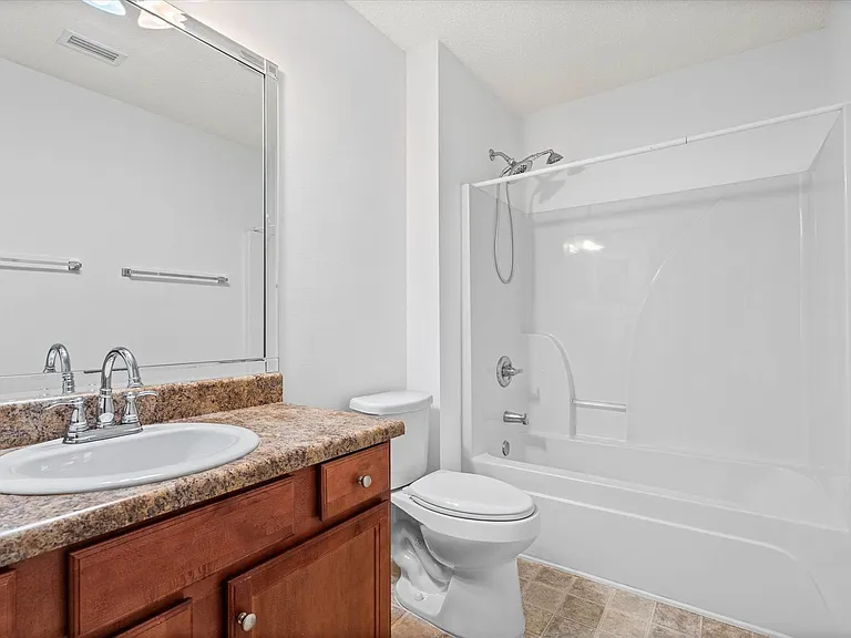 4120 Fenwick Loop W — Photo 12