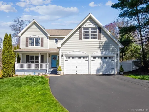 4 Canton Road, Simsbury, CT 06092