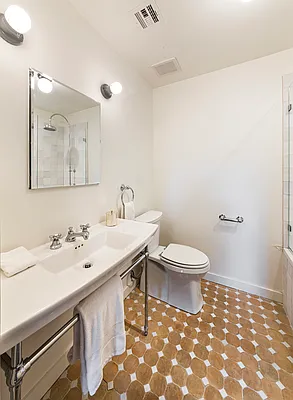 Rented by Corcoran | media 7