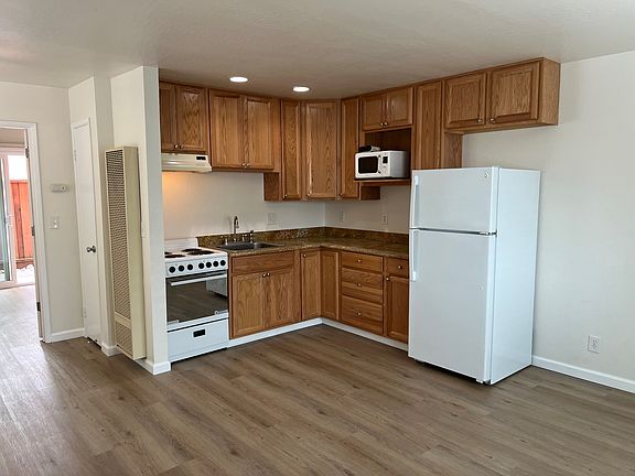 4th image of 3499 Norton Way APT 14