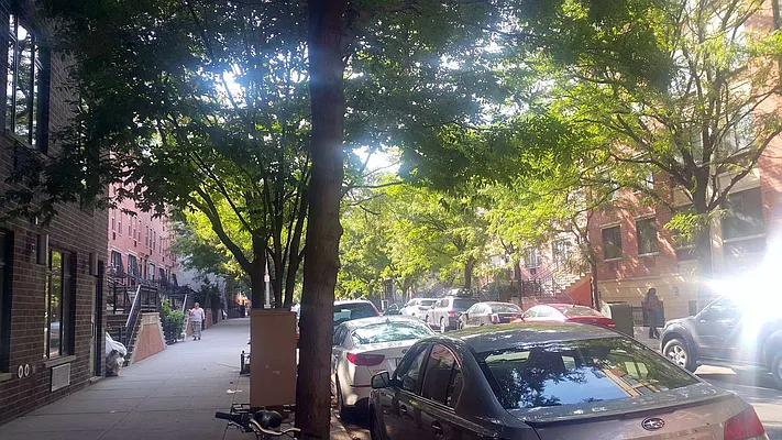 Rented by Uptown Flats LLC | media 10