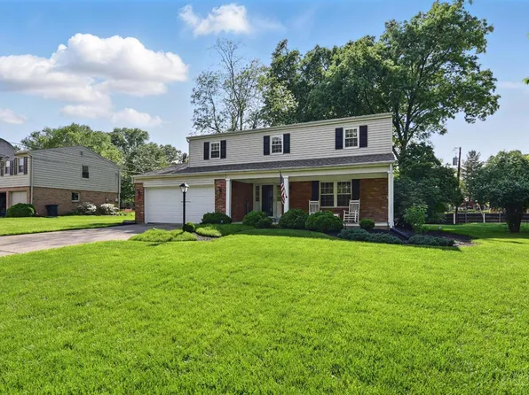 8547 Holiday Hills Dr, Cincinnati, OH 45255