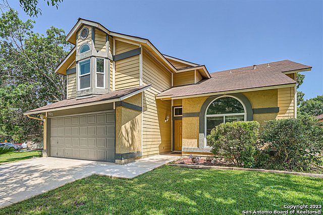 1st image of 8011 TRAIL VILLAGE DR