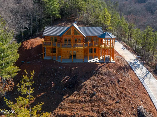 3719 Nathan Way, Sevierville, TN 37862