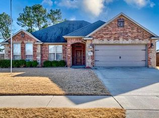 4927 W Homespun Dr, Fayetteville, AR 72704