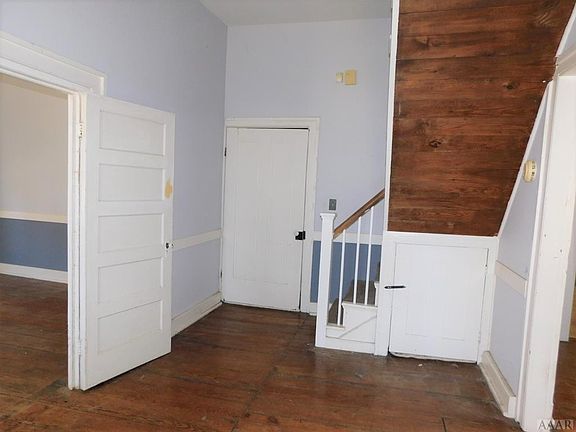 3rd image of 409 North St