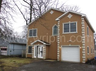 11 Van Brunt Pl, North Middletown, NJ 07748