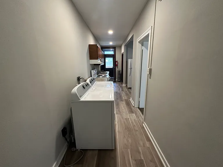 1324 W Main St #2 — Photo 5