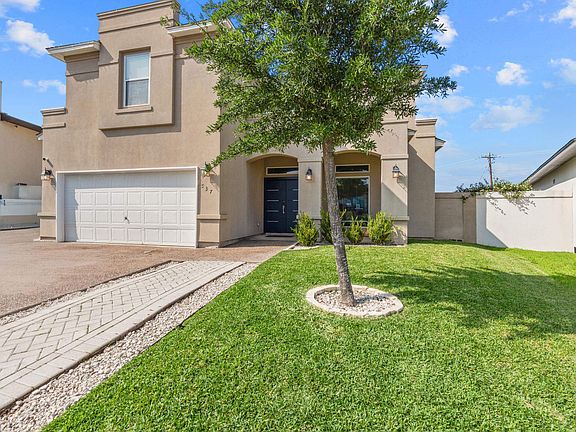 2nd image of 537 Altozano Dr