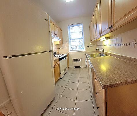 5th image of 209-08 43rd Ave #1A