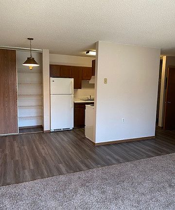 4th image of 515 Abby Ln #16018794