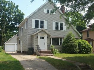 1303 Palmer Ave, Muskegon, MI 49441