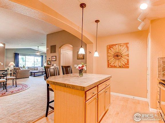 4th image of 1420 Whitehall Dr #13H