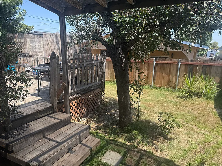 4227 Pepper Dr — Photo 16