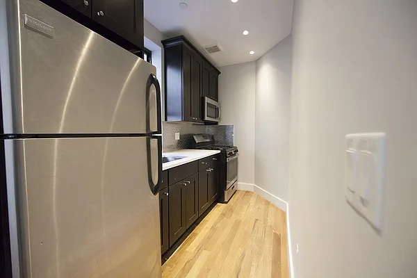 Rented by Brooklyn Group | media 26