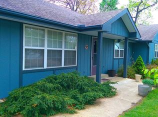 1554 Island Ct, Osage Beach, MO 65065