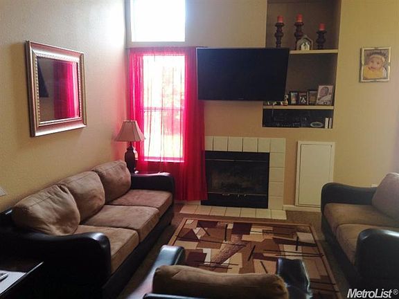 3rd image of 891 Waterford Ave