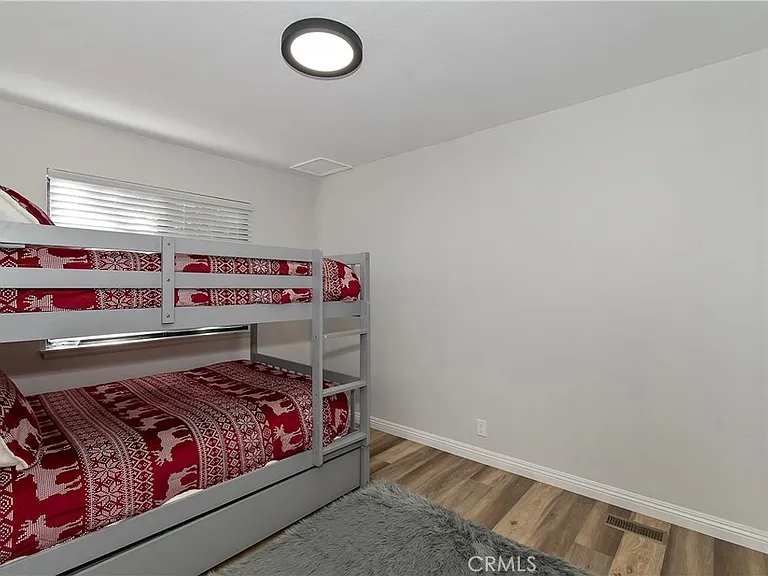198 Zermatt Dr #198 — Photo 3