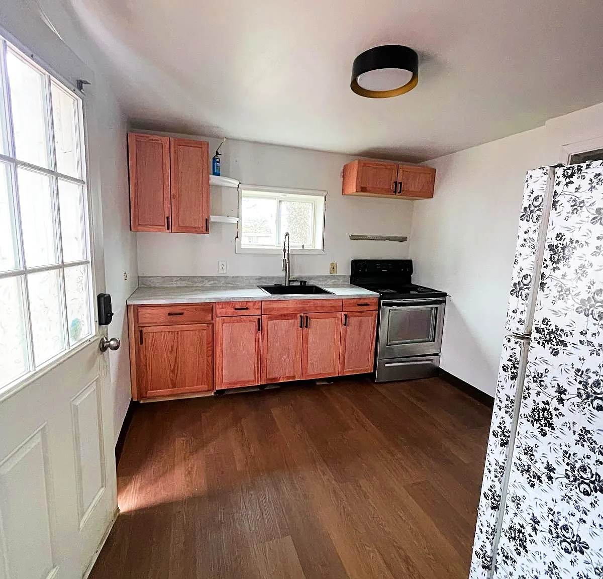 2 bed, 960 sqft, $1,100 — Photo 3