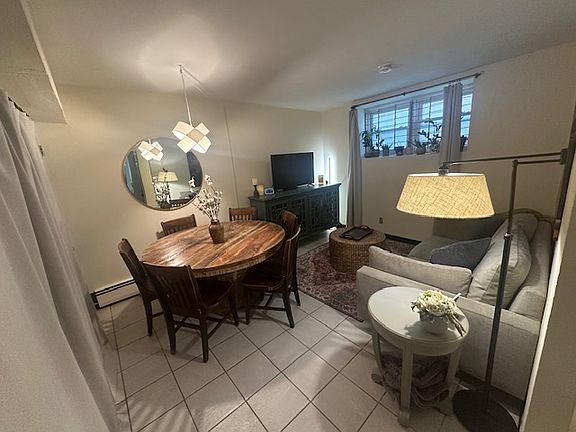 5th image of 11 Englewood Ave APT 3