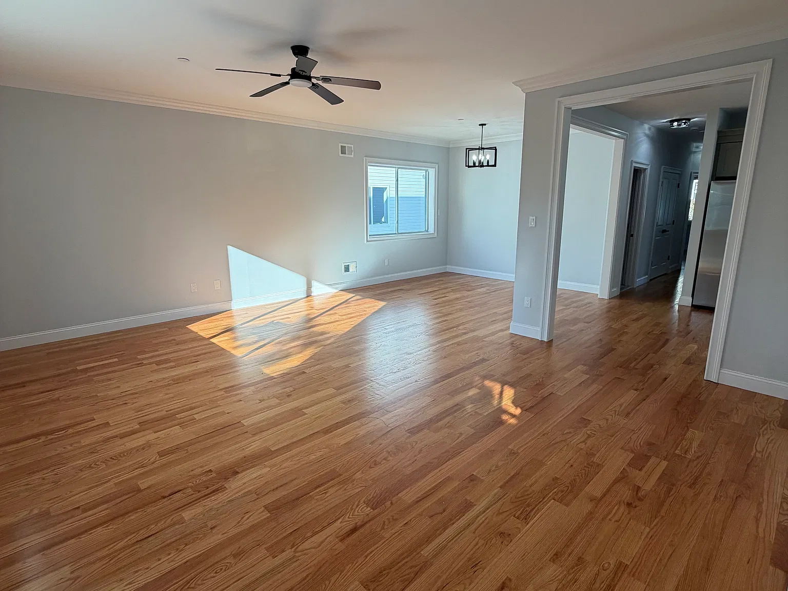 3 bed, 1458 sqft, $3,000 — Photo 3