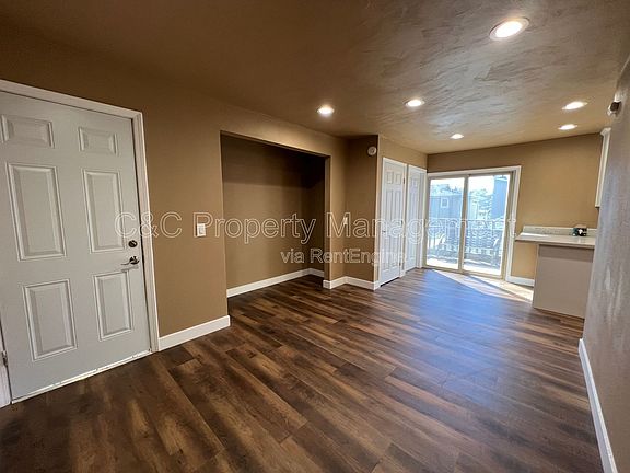3rd image of 21724 E Cliff Dr #3