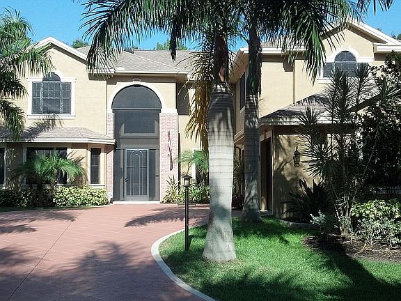 2nd image of 12781 Penny Ln