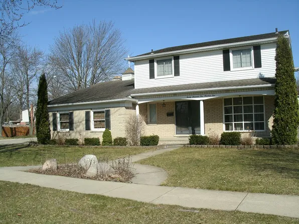 20101 Coachwood Rd, Riverview, MI 48193