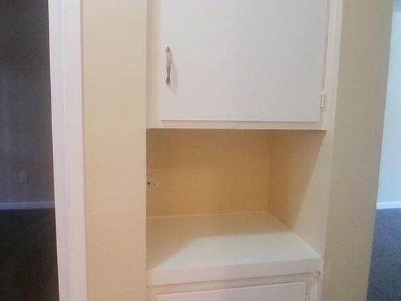 5th image of 900 Palm Ave APT 06R