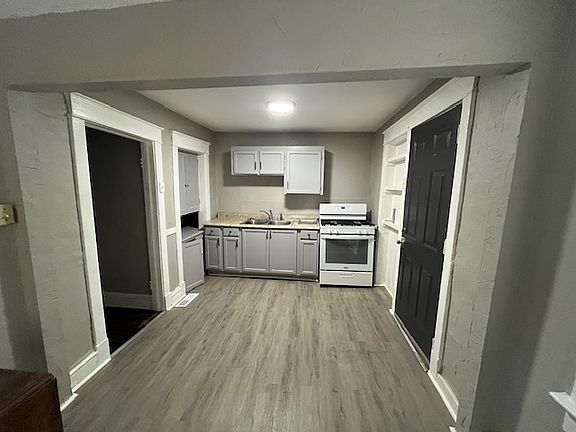 3rd image of 1502 E 35th St #1E