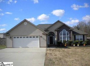 2 Summer Rose Ct, Greenville, SC 29615