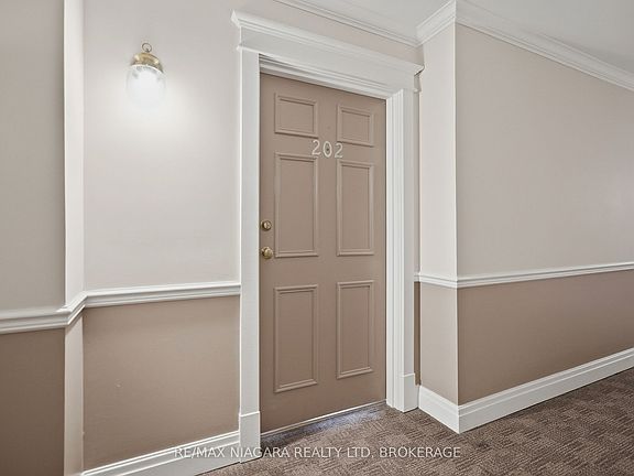 4th image of 250 Linwell Rd #202