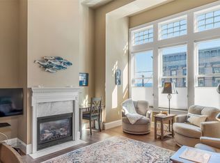 830 Water St APT 301, Pt Townsend, WA 98368