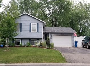 3828 Country Creek Way, Eagan, MN 55122