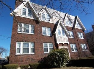 72 Salisbury St APT 1, Worcester, MA 01609