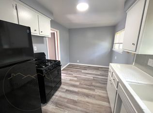 15329 E Nine Mile Rd APT D, Eastpointe, MI 48021