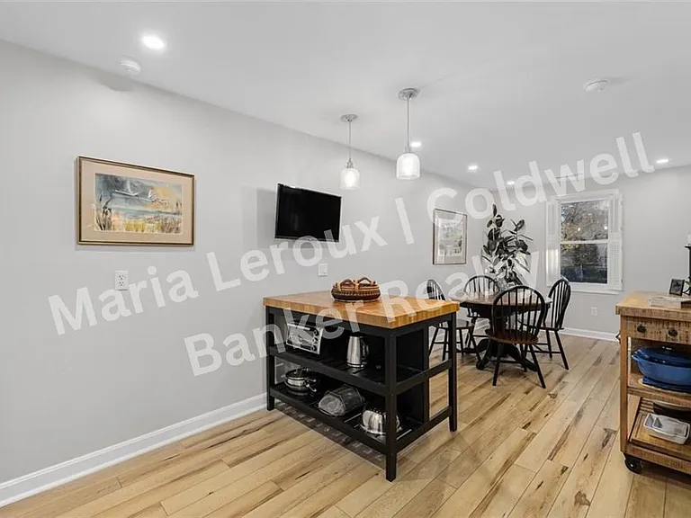 208 Marlborough St #4 — Photo 5