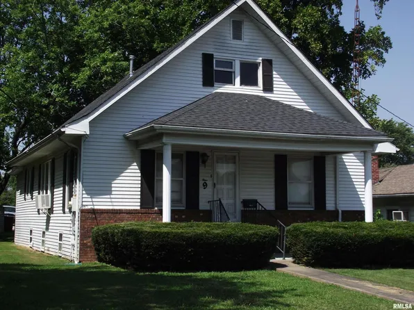 9 N Illinois Ave, Du Quoin, IL 62832